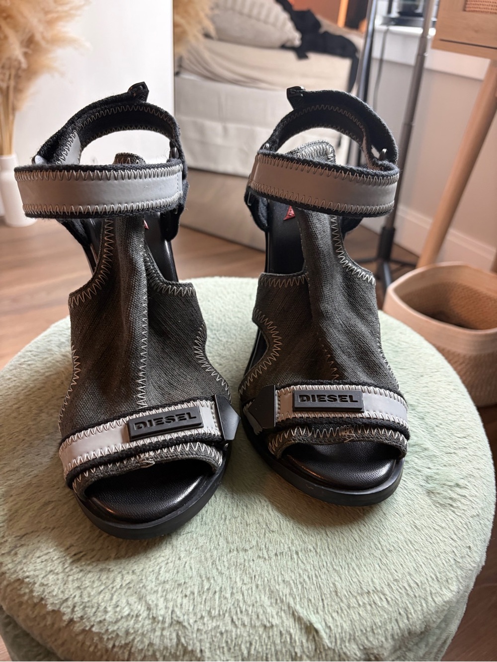 DIESEL Olive Green and Gray Strappy 
SA-Flamingo HS Denim Wedge Sandals